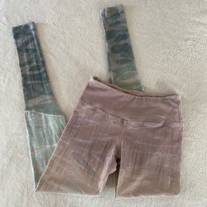 Hard Tail Flat Waist Ankle Warmer Leggings